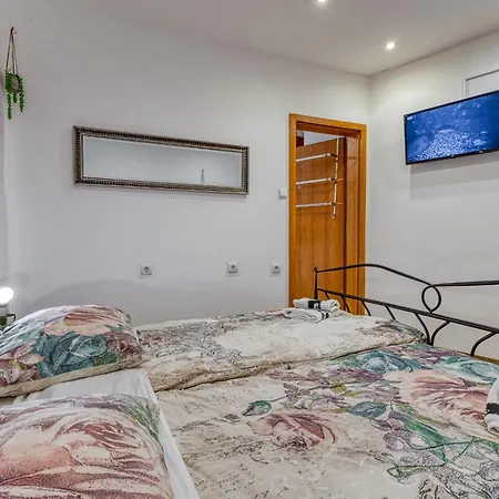 Colosseum Apartment Pula